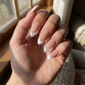 Grandma Pearls | white french | press on nails ( Handmade )